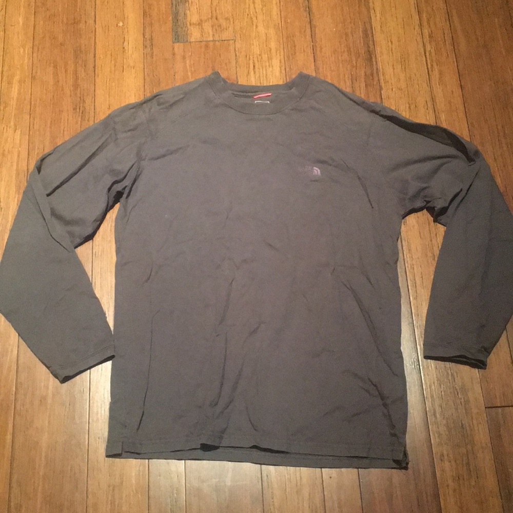 North face grey long sleeve shirt